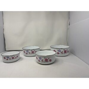 Set Of Four Vintage Enamelware Nesting Bowls White Metal Pink Floral Design